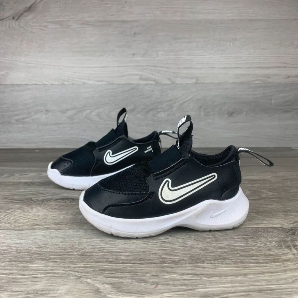 Boys/Girls Toddler Nike Running athletic slip on shoes size 6c